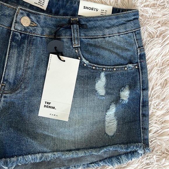 New with tags embellished jean shorts - Picture 3 of 9